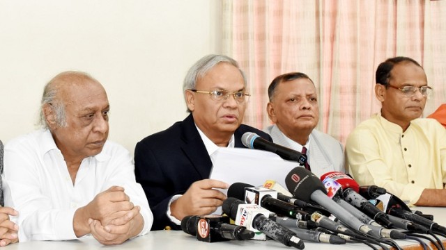 গণভোটের যৌক্তিকতার বিষয়ে প্রশ্ন করা হলে আলী রীয়াজ বলেন, দেশে একাধিকবার সংবিধান 11